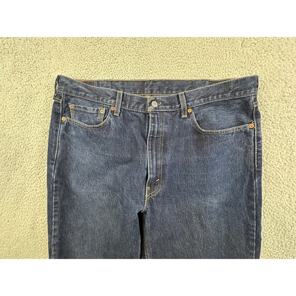 Levis 550 Jeans Mens 38x36 (Fits 38x31) Medium Wash Blue Relaxed Fit - Picture 2 of 13